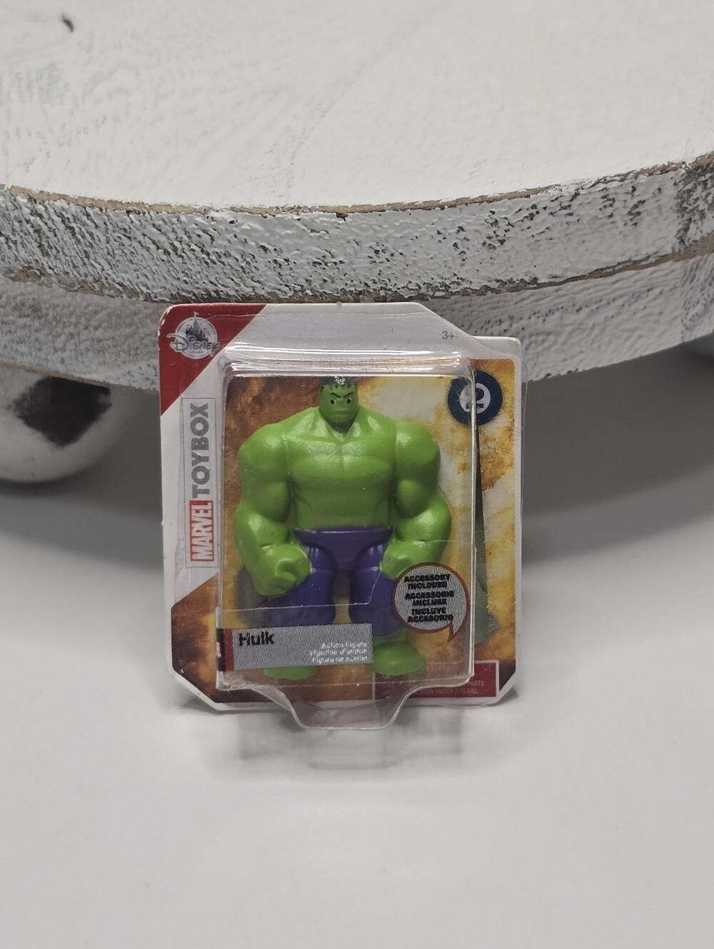 Zuru Surprise Mini Brands Marvel Toybox Hulk Collectible Tiny Replica